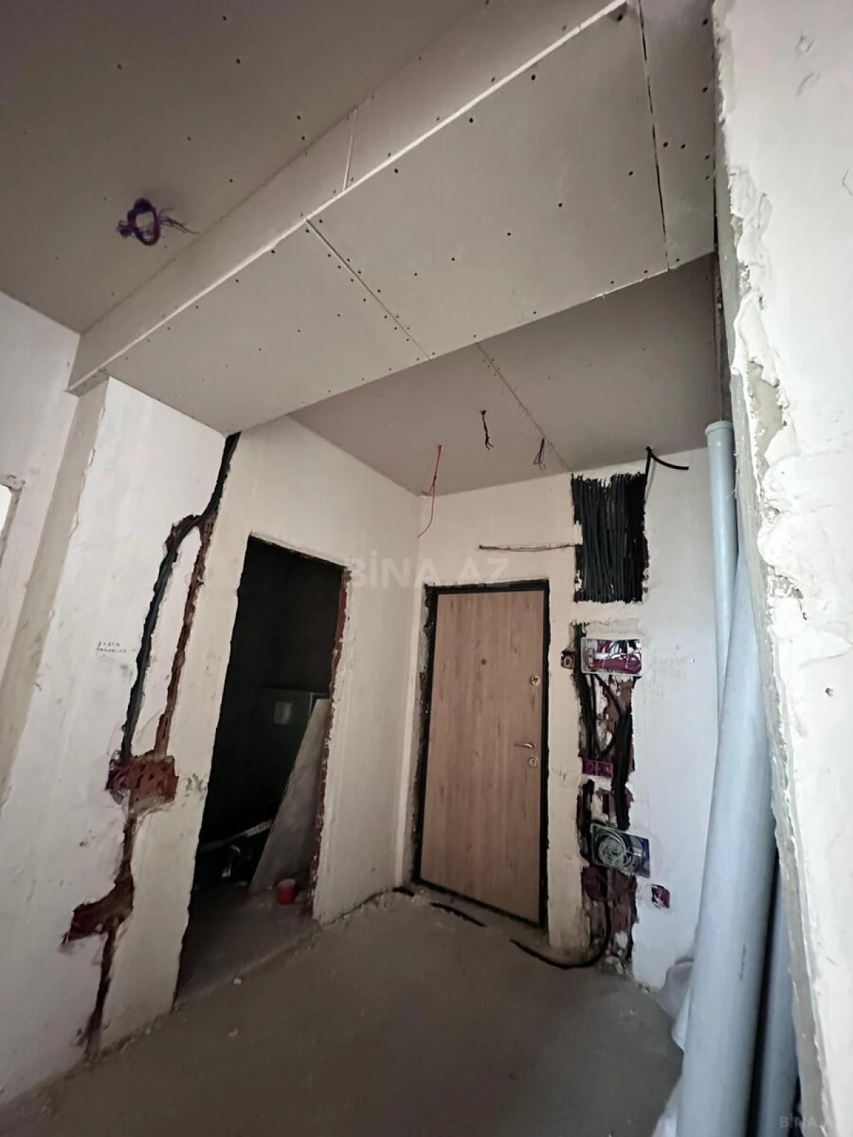 Satılır 3 otaqlı mənzil 100 m²