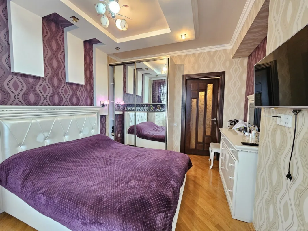 Satılır 3 otaqlı mənzil 93 m²