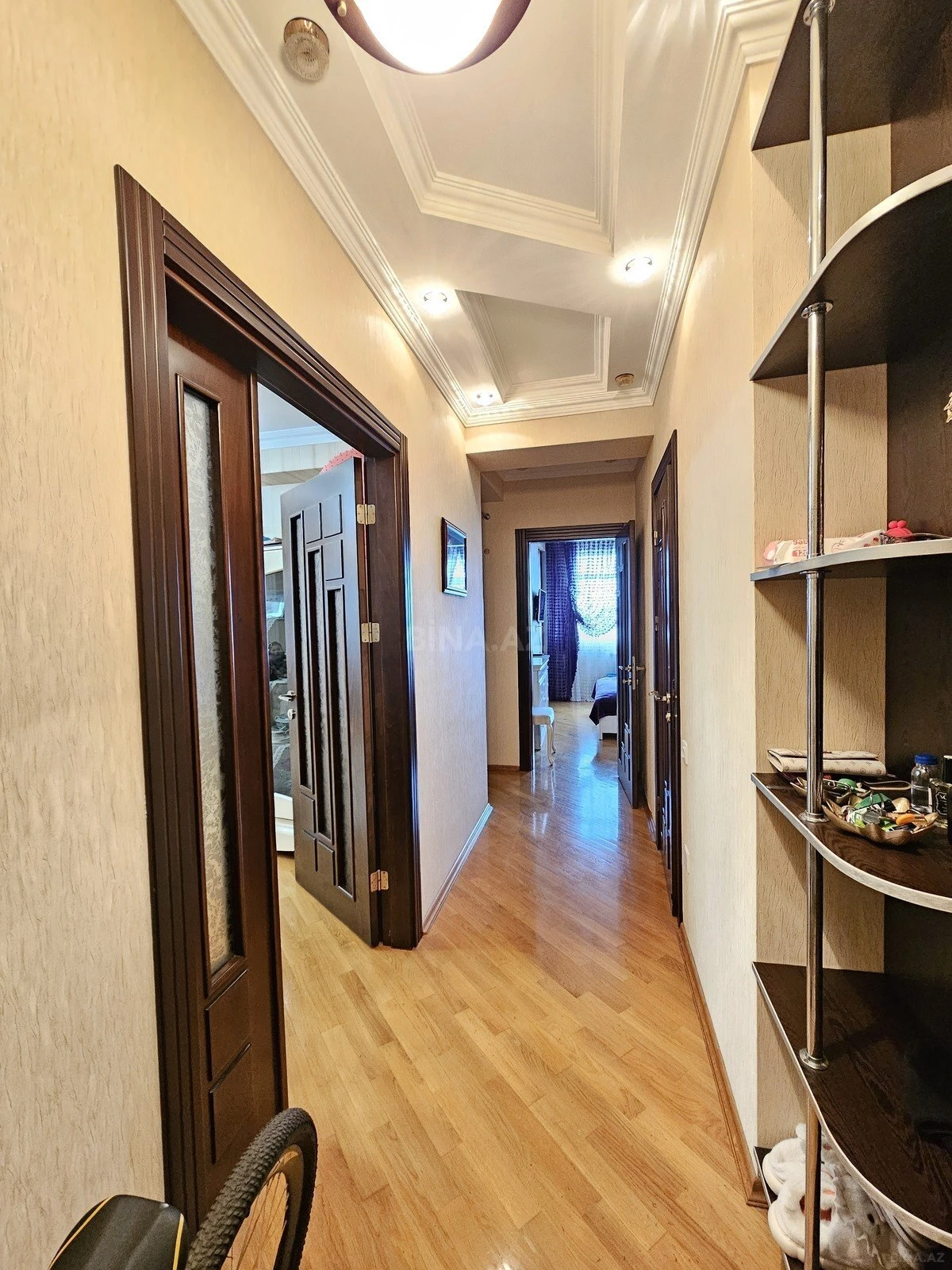 Satılır 3 otaqlı mənzil 93 m²