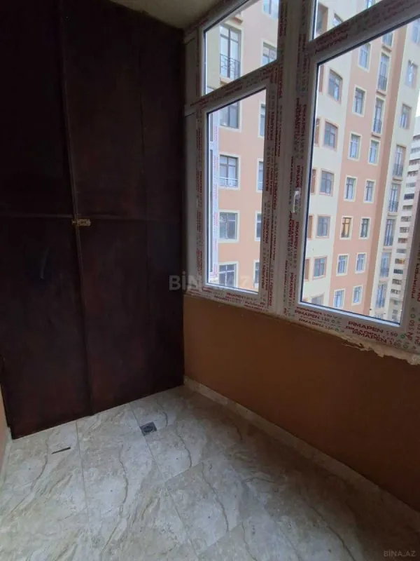 Satılır 3 otaqlı mənzil 123 m²