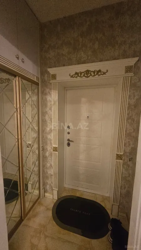 Satılır 3 otaqlı mənzil 123 m²