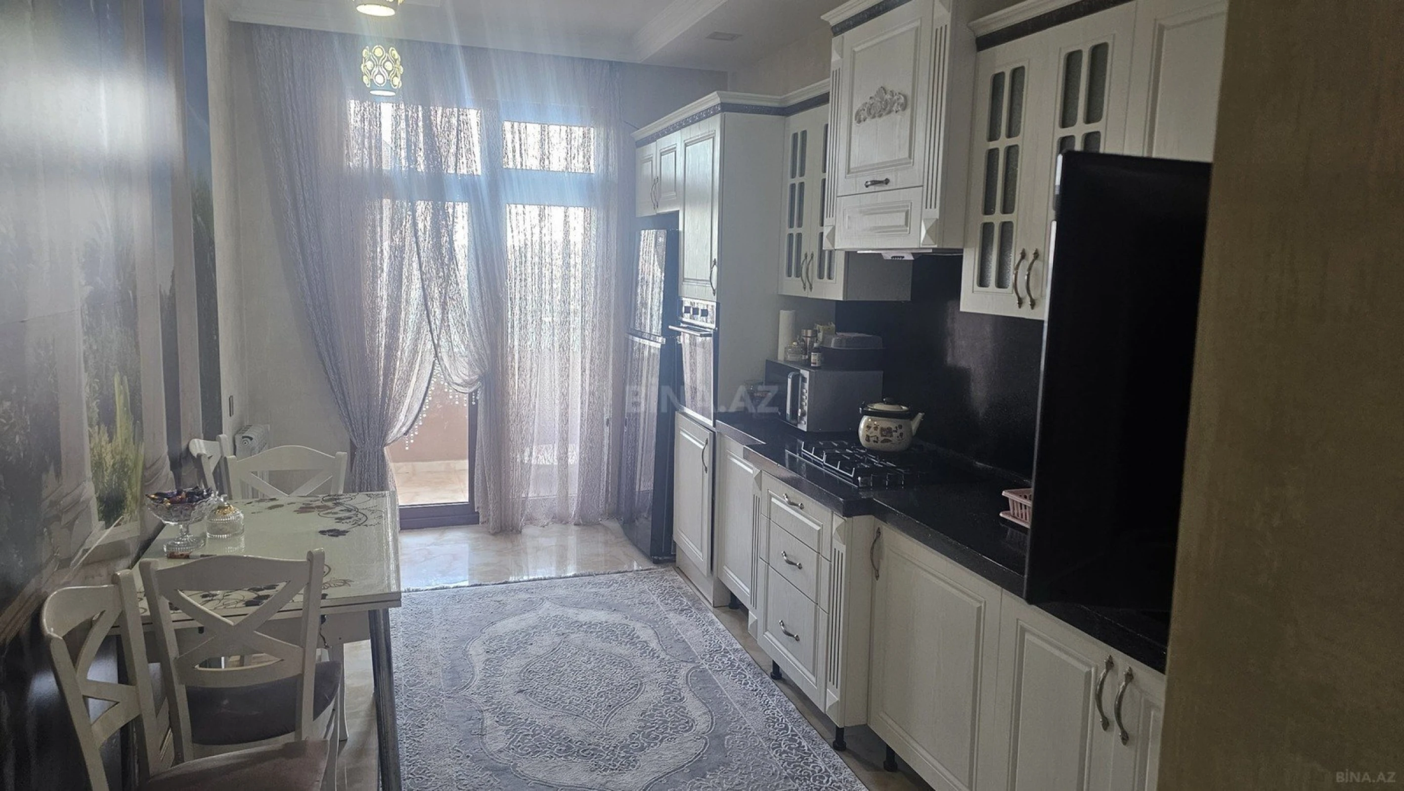 Satılır 3 otaqlı mənzil 123 m²