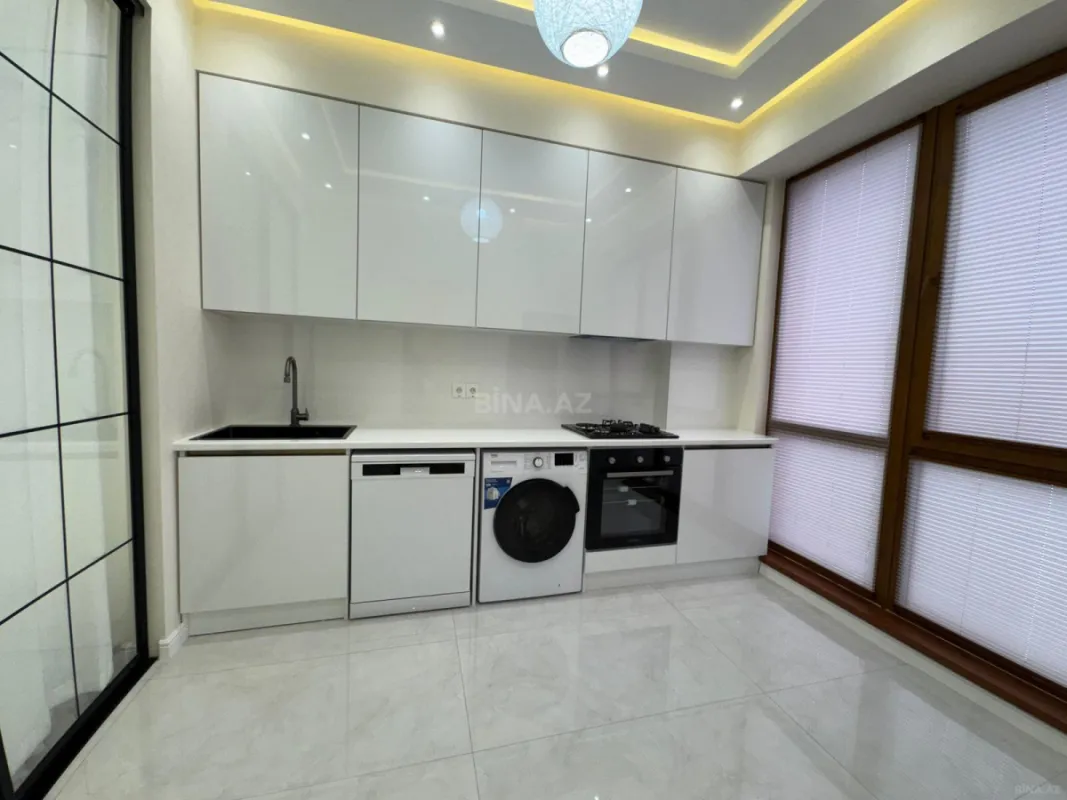 Satılır 3 otaqlı mənzil 99 m²