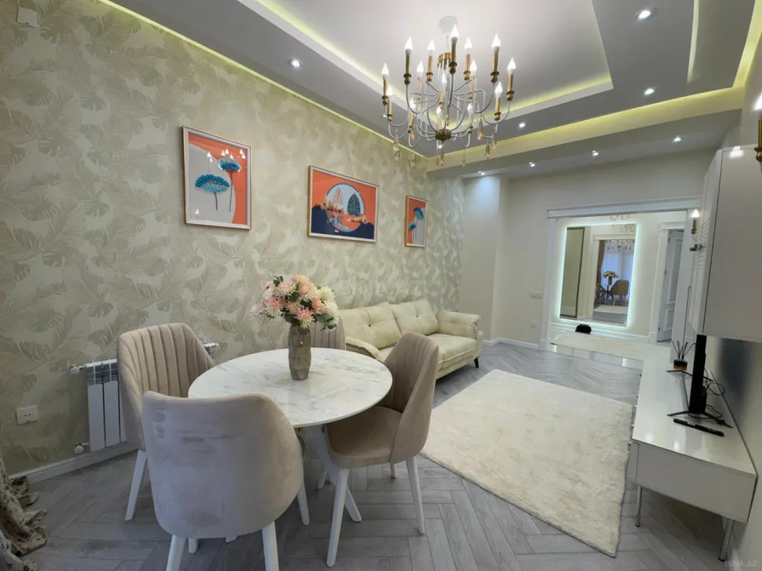Satılır 3 otaqlı mənzil 99 m²