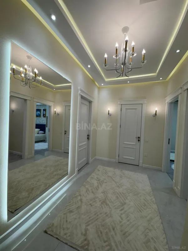 Satılır 3 otaqlı mənzil 99 m²