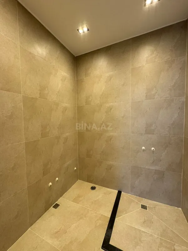 Satılır 4 otaqlı həyət evi 220 m²
