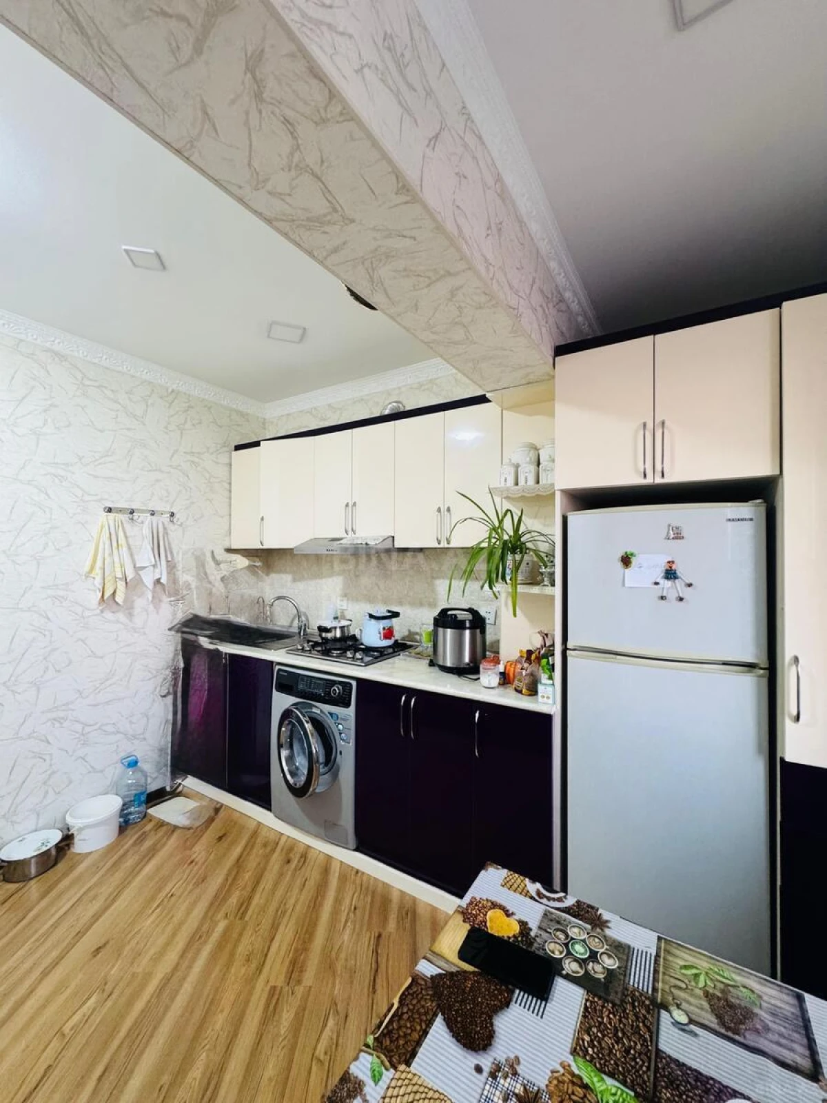 Satılır 2 otaqlı mənzil 65 m²