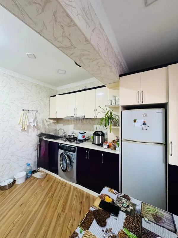 Satılır 2 otaqlı mənzil 65 m²