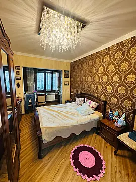 Satılır 2 otaqlı mənzil 65 m²