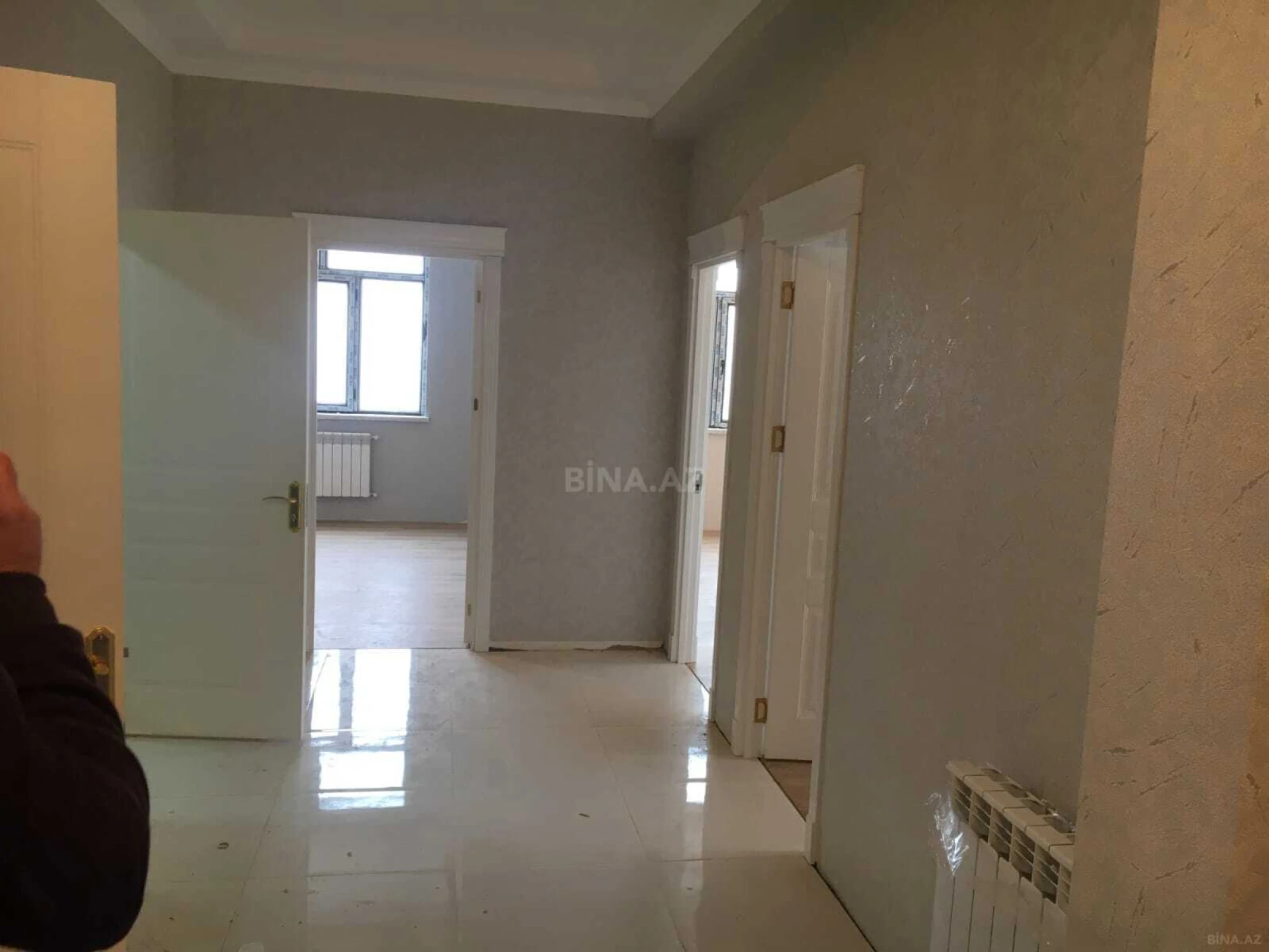 Satılır 3 otaqlı mənzil 106 m²
