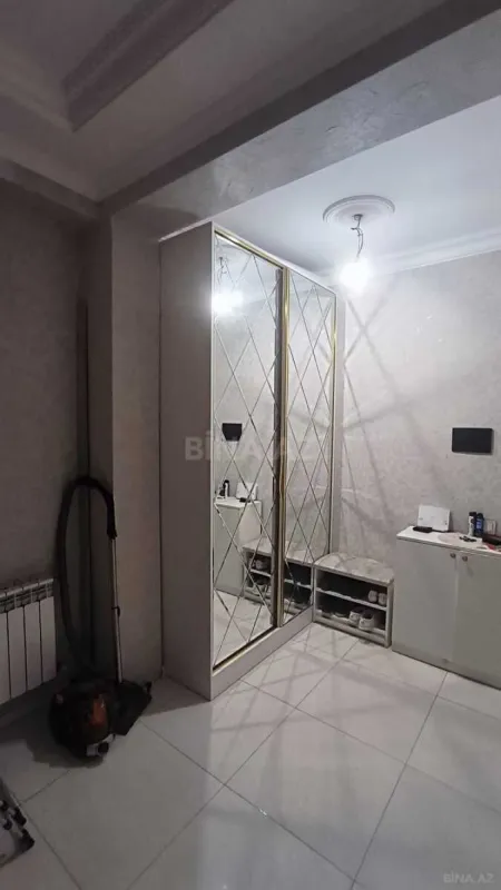 Satılır 3 otaqlı mənzil 106 m²