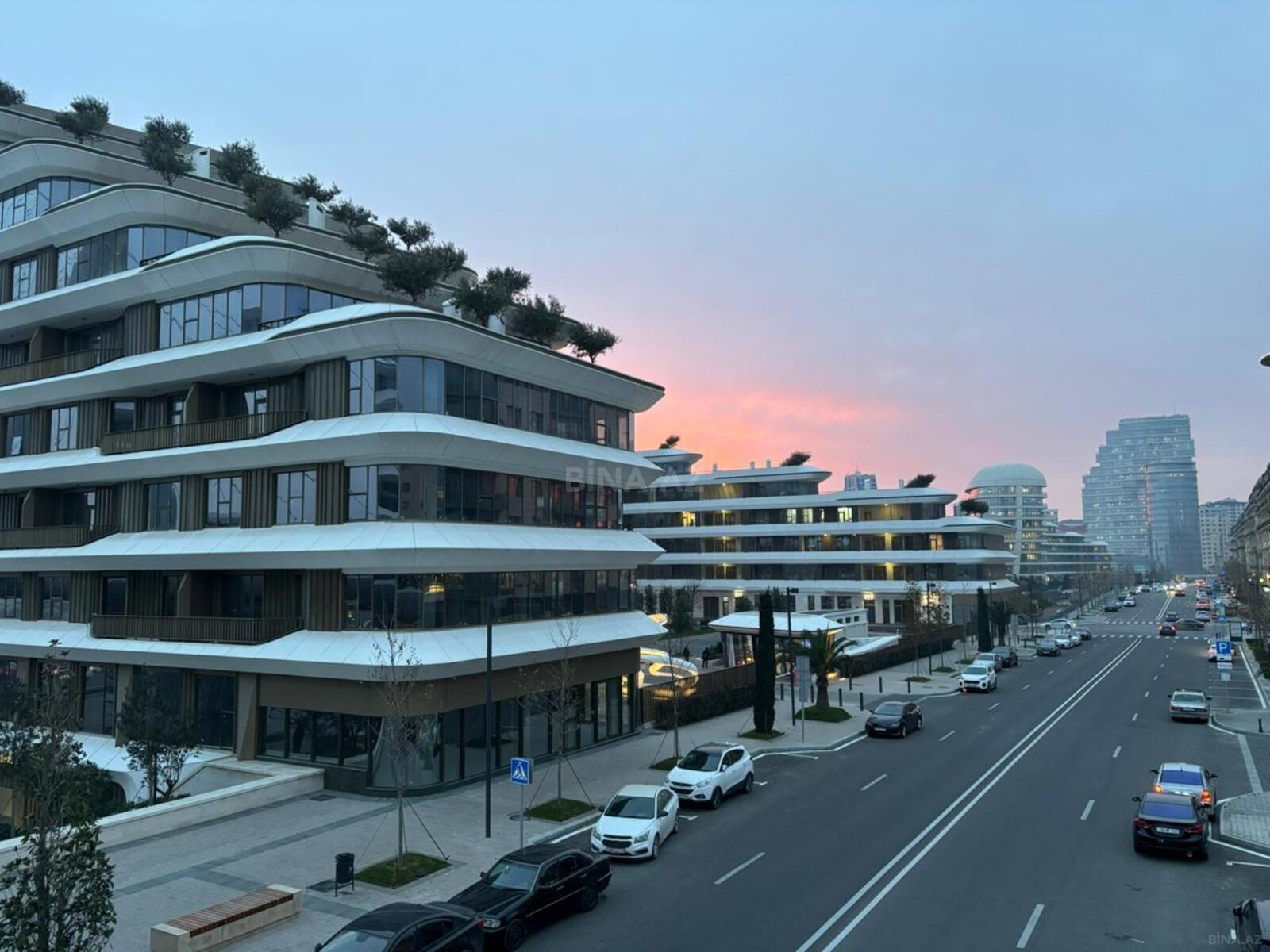 Kirayə verilir 2 otaqlı mənzil 105 m² — Bakı 2 otaq 105.00 m²