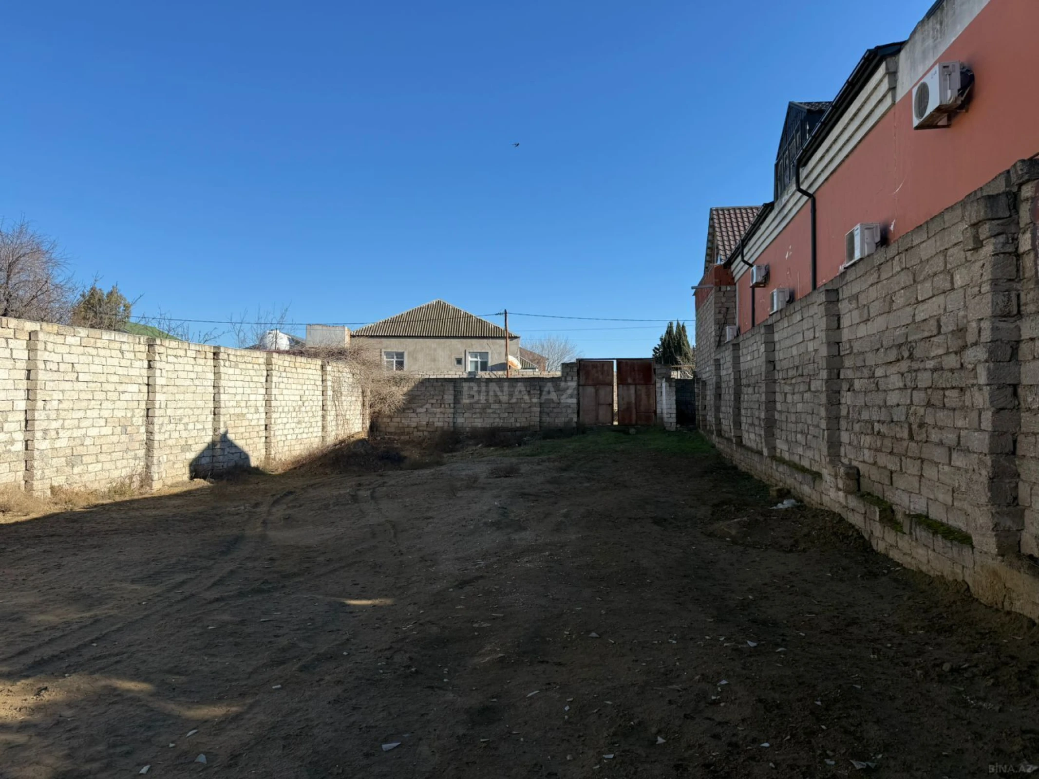 Satılır torpaq sahəsi 6 m²