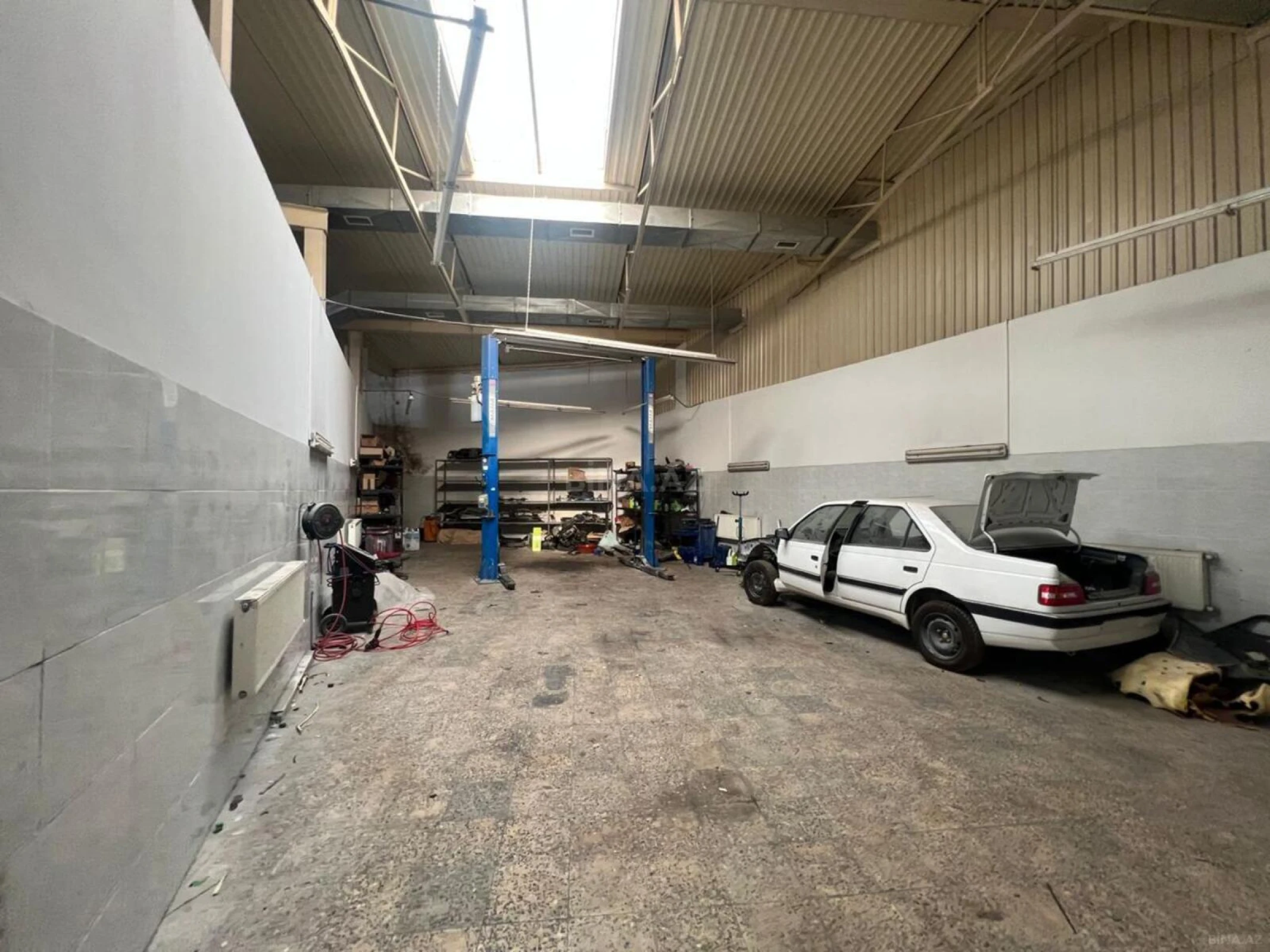 Kirayə verilir obyekt 700 m²