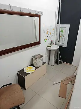 Kirayə verilir obyekt 65 m²