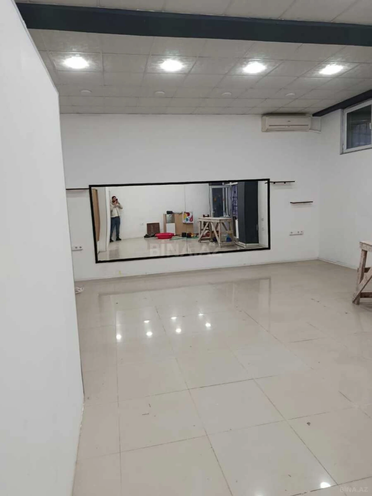 Kirayə verilir obyekt 65 m²