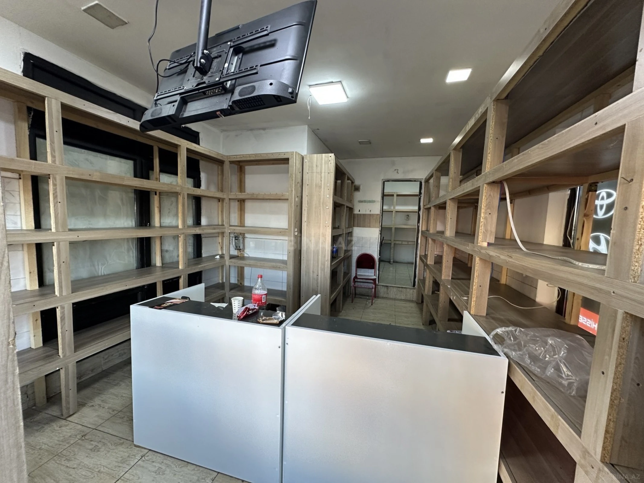 Kirayə verilir obyekt 40 m²