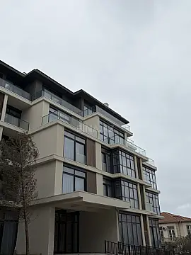 Satılır 1 otaqlı mənzil 58 m²