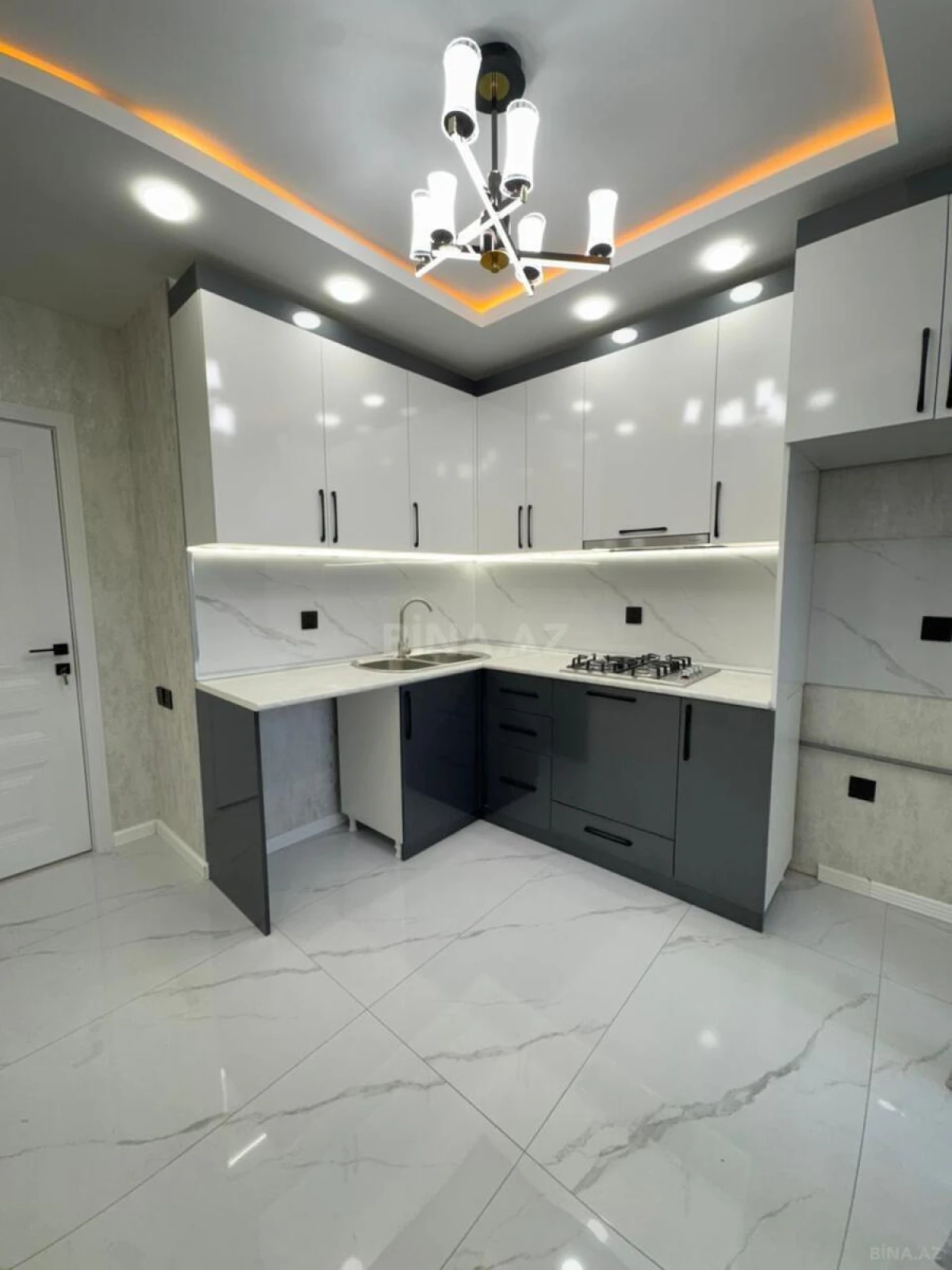 Satılır 3 otaqlı mənzil 70 m²
