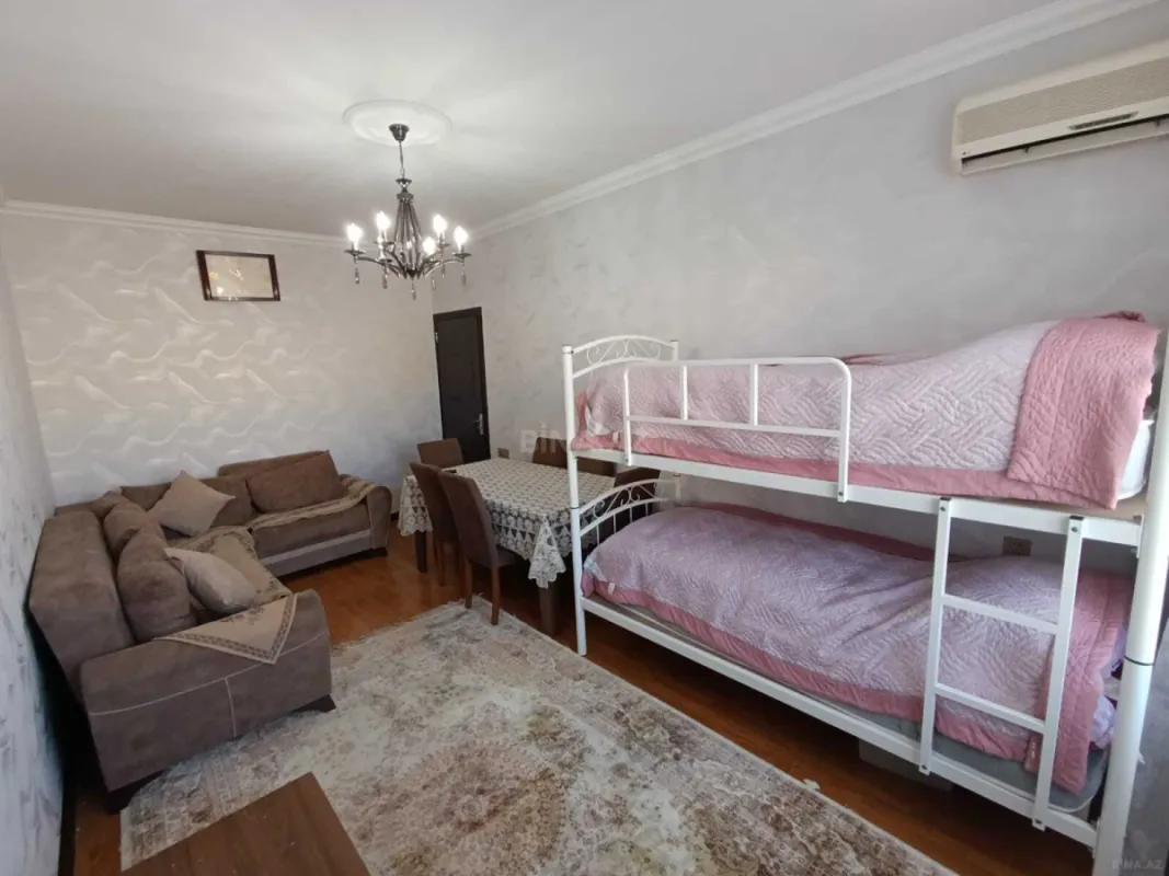 Satılır 2 otaqlı mənzil 65 m²