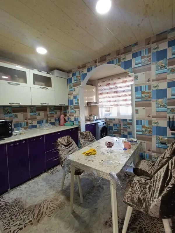 Satılır 2 otaqlı mənzil 65 m²