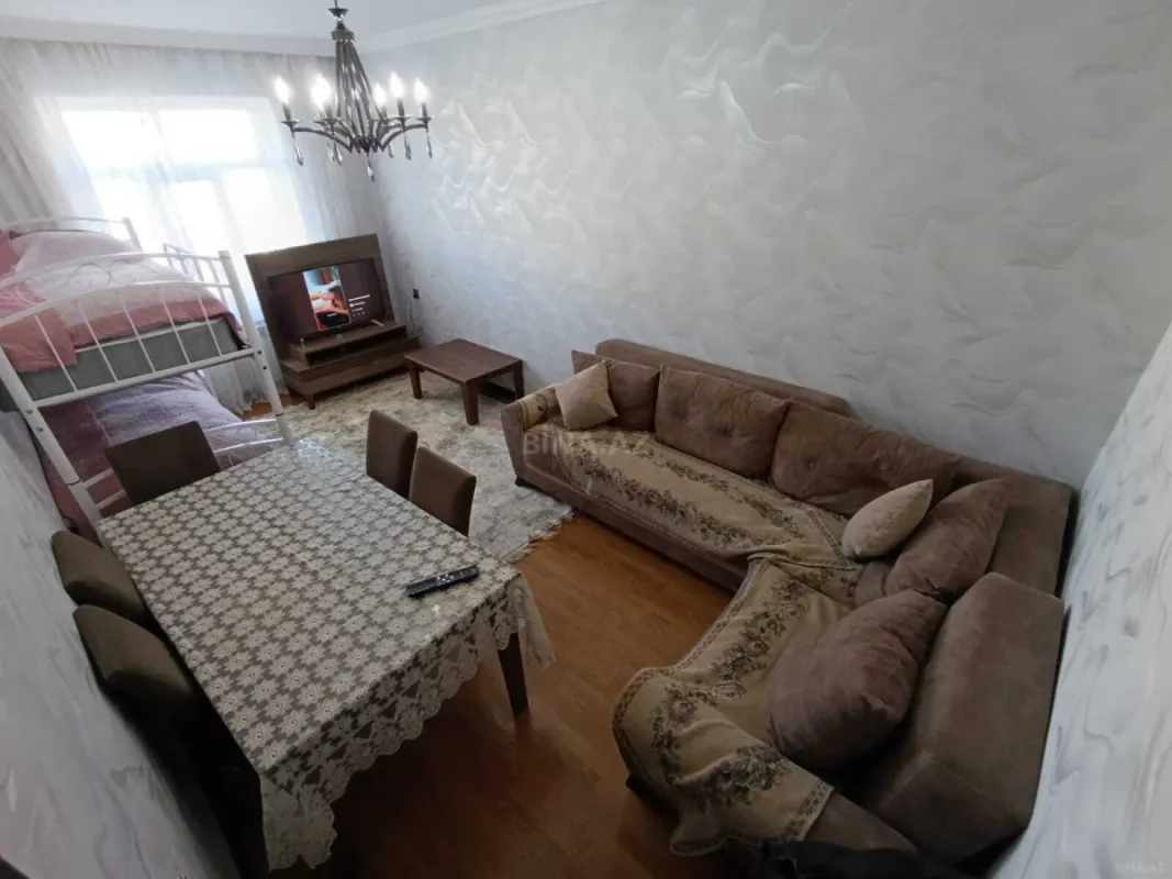 Satılır 2 otaqlı mənzil 65 m²