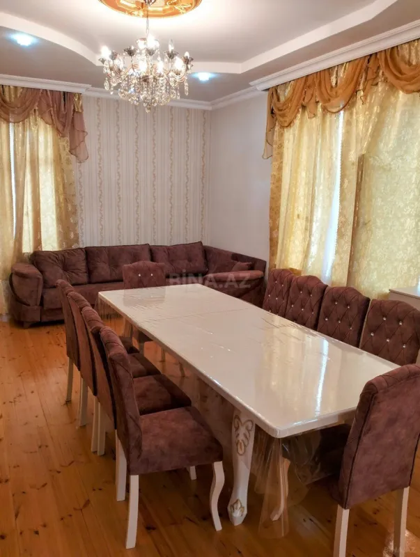 Kirayə verilir 5 otaqlı həyət evi 250 m²