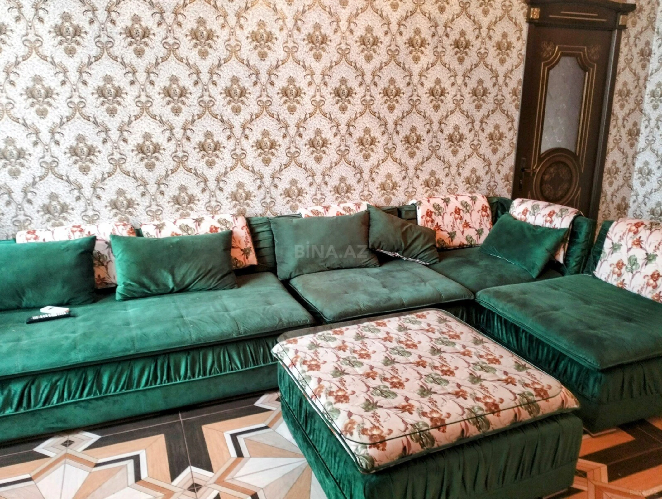 Kirayə verilir 5 otaqlı həyət evi 250 m²