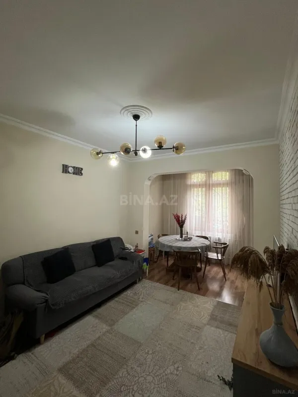 Satılır 2 otaqlı mənzil 58 m²