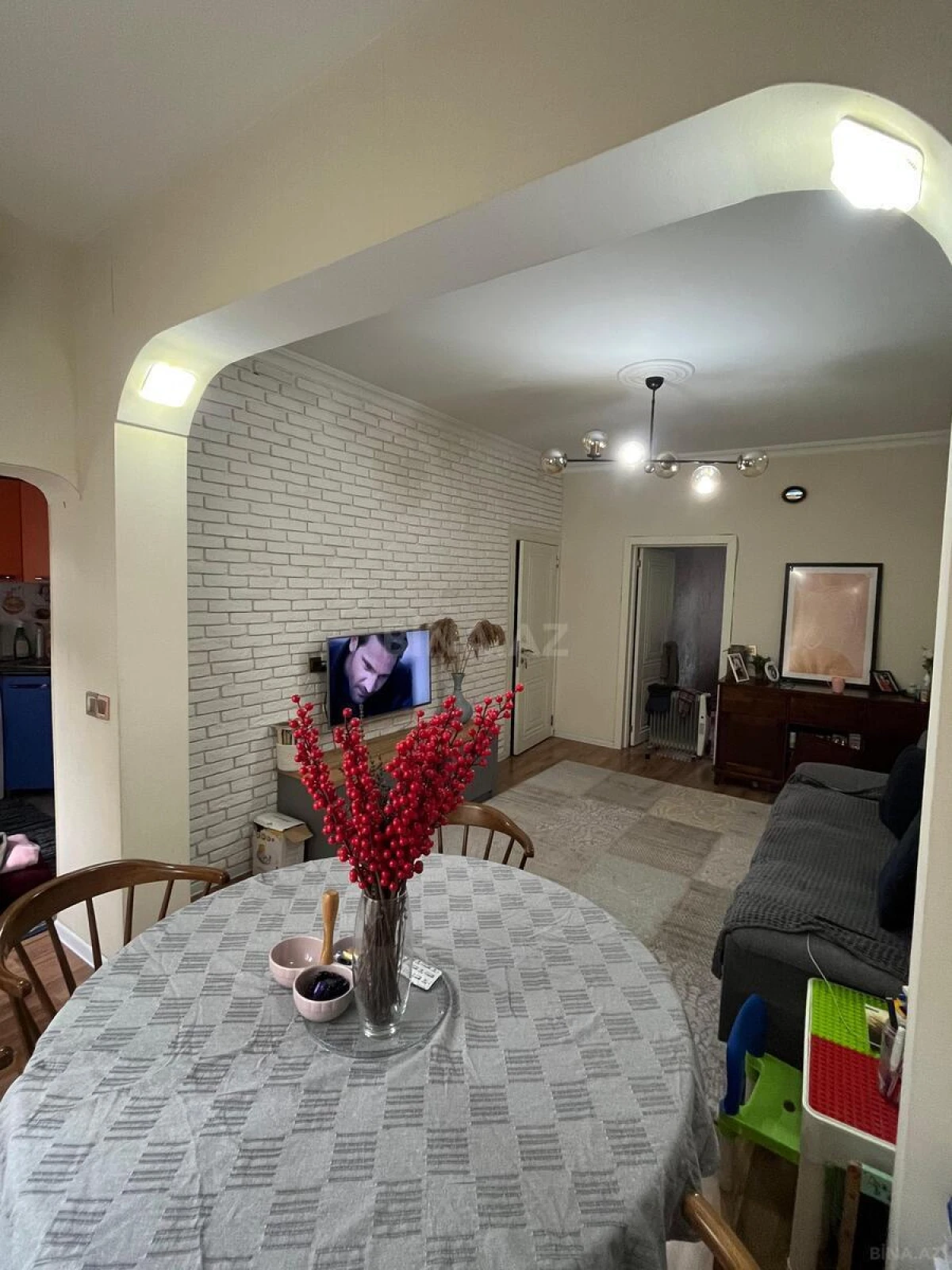 Satılır 2 otaqlı mənzil 58 m²