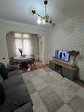 Satılır 2 otaqlı mənzil 58 m² — Bakı, Memar Əcəmi yanı 2 otaq 58.00 m²