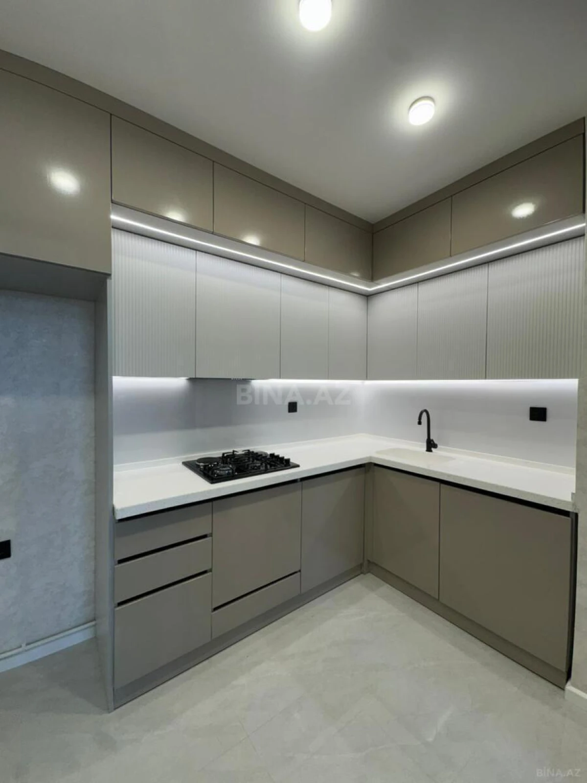 Satılır 3 otaqlı mənzil 80 m²