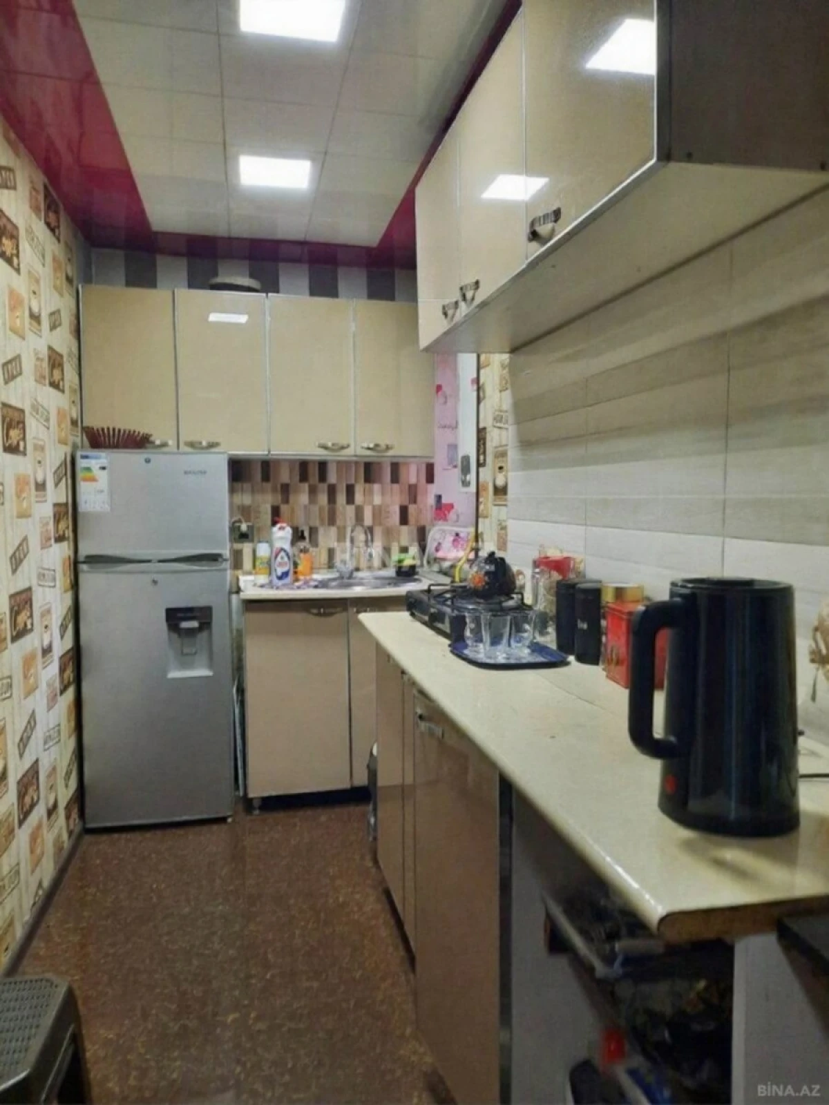 Kirayə verilir 5 otaqlı ofis 120 m²