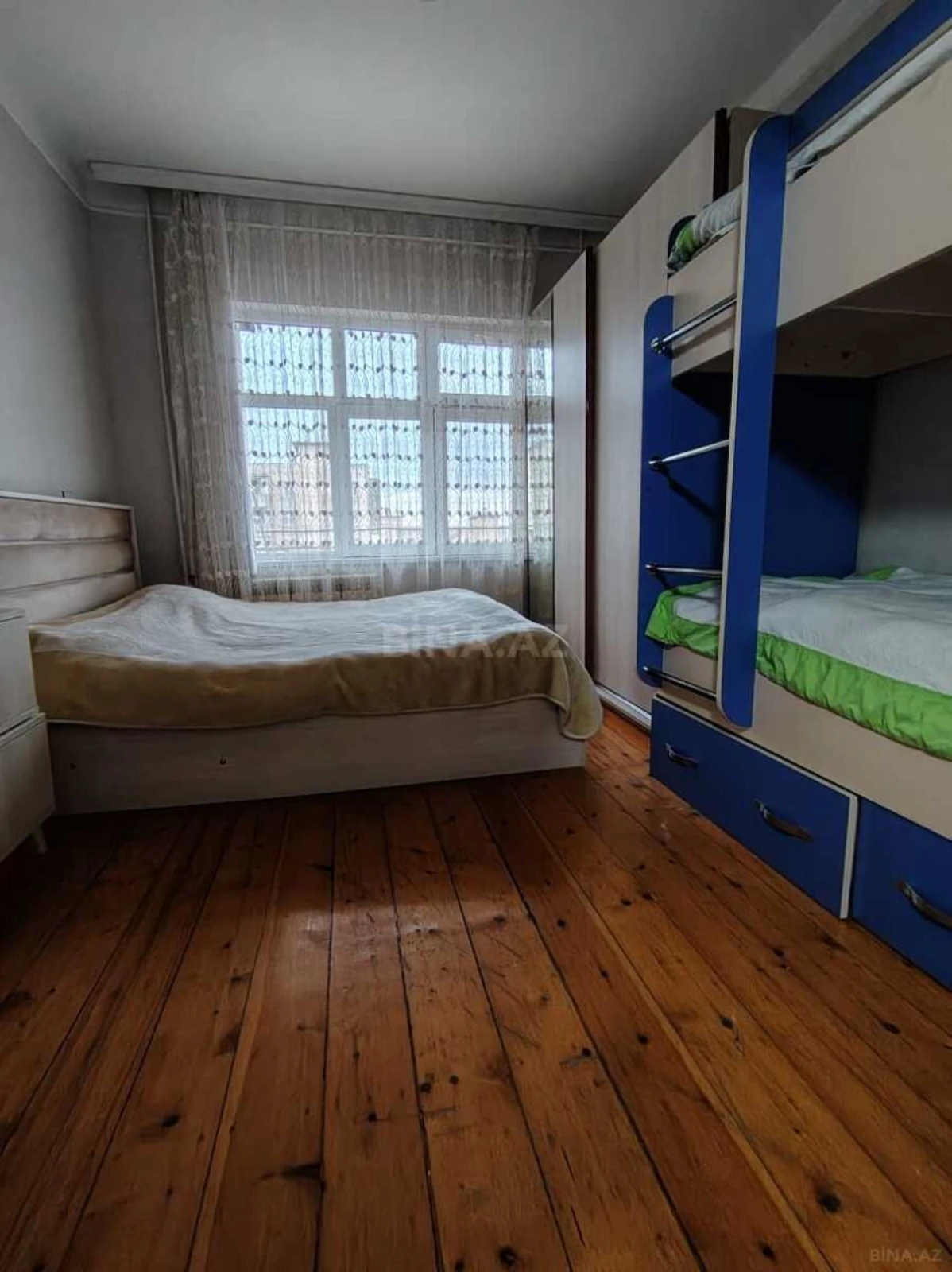 Satılır 2 otaqlı mənzil 65 m²