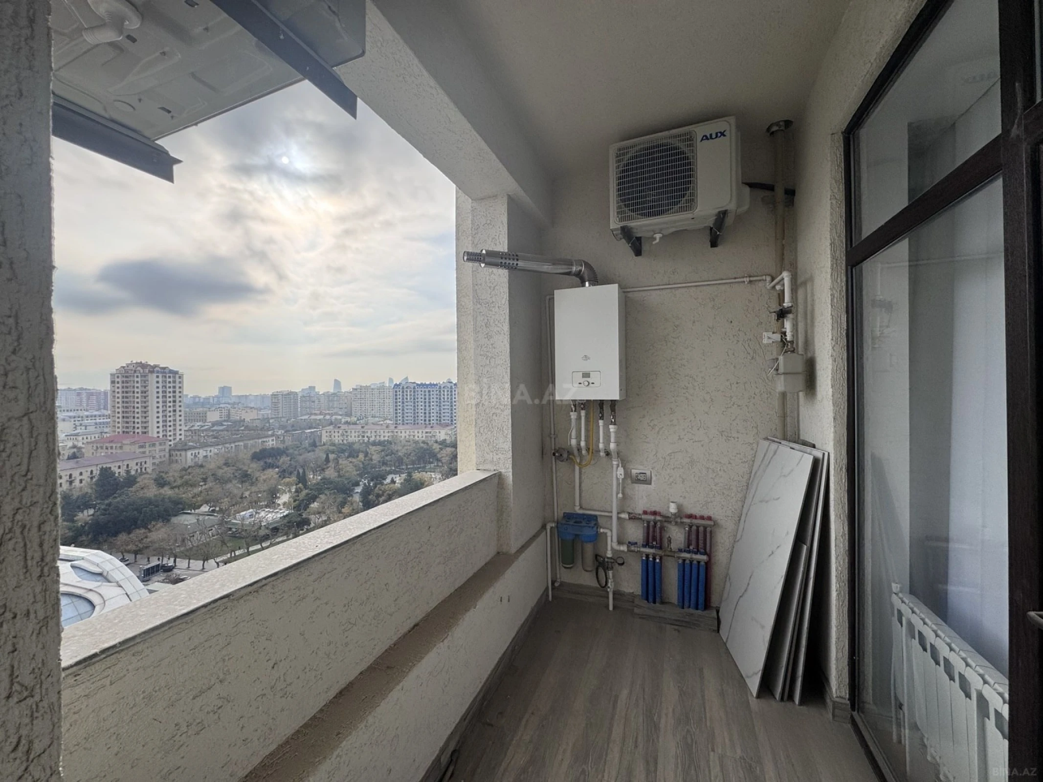 Kirayə verilir 2 otaqlı mənzil 60 m²