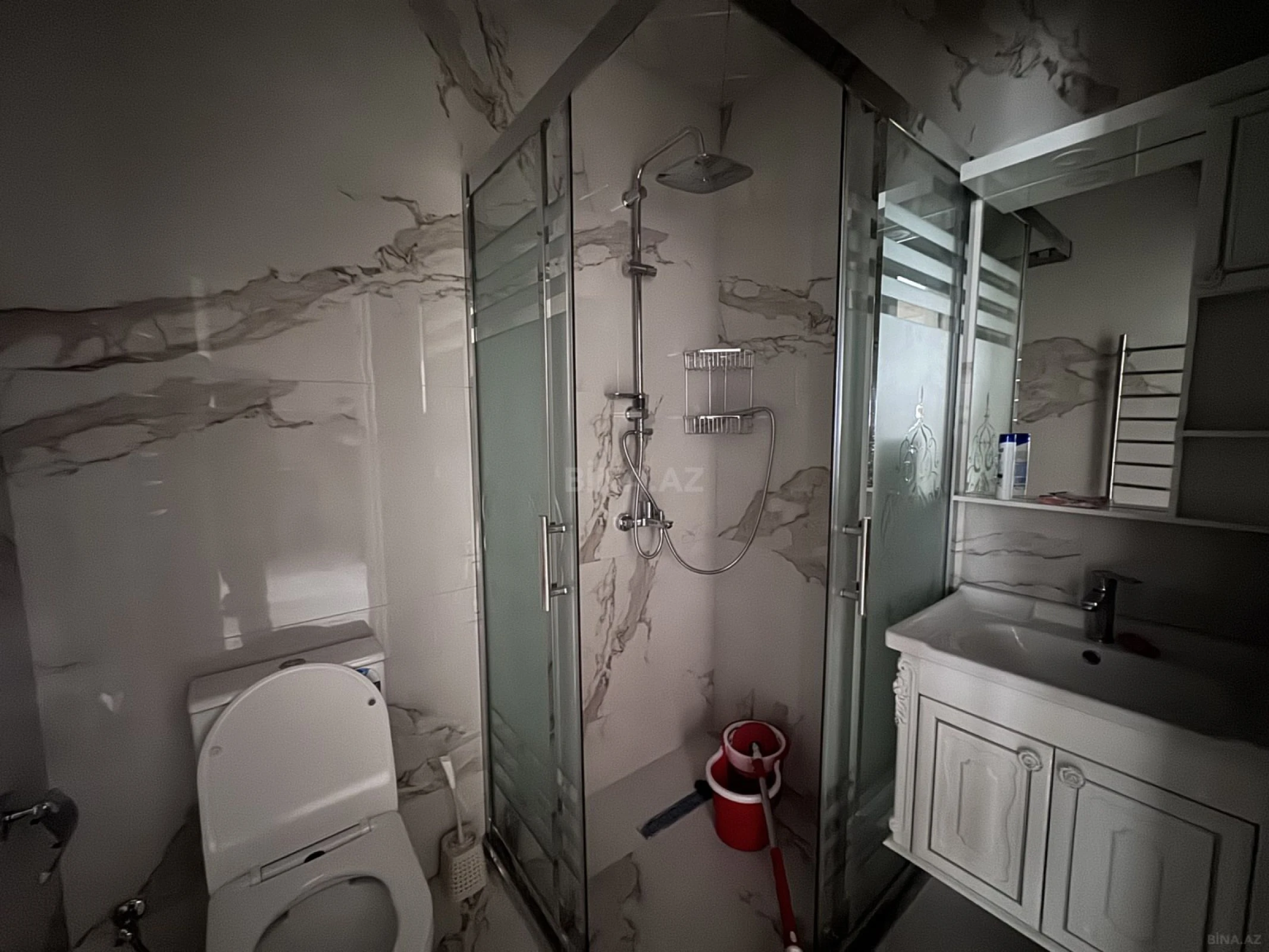 Kirayə verilir 2 otaqlı mənzil 60 m²