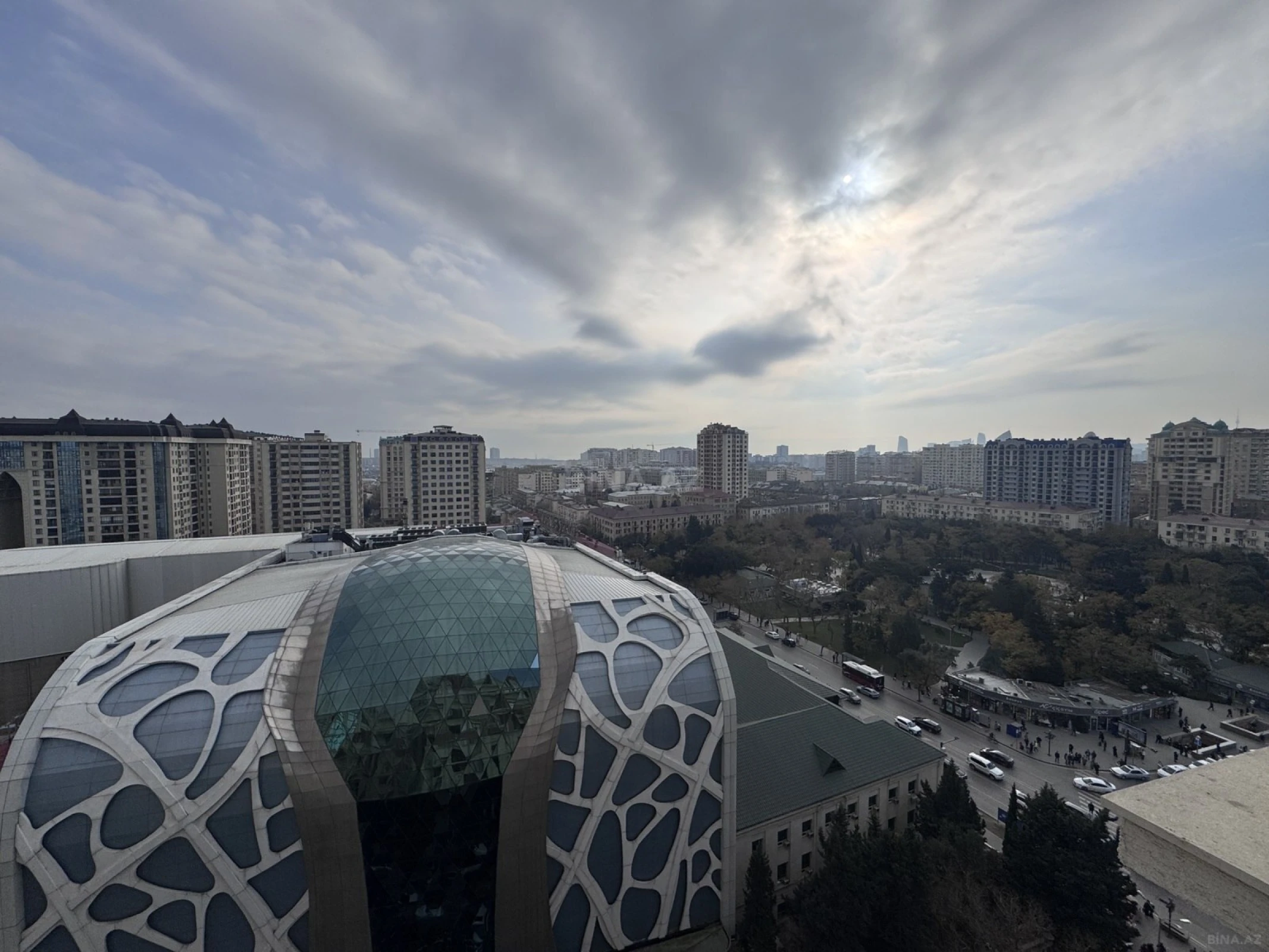 Kirayə verilir 2 otaqlı mənzil 60 m²