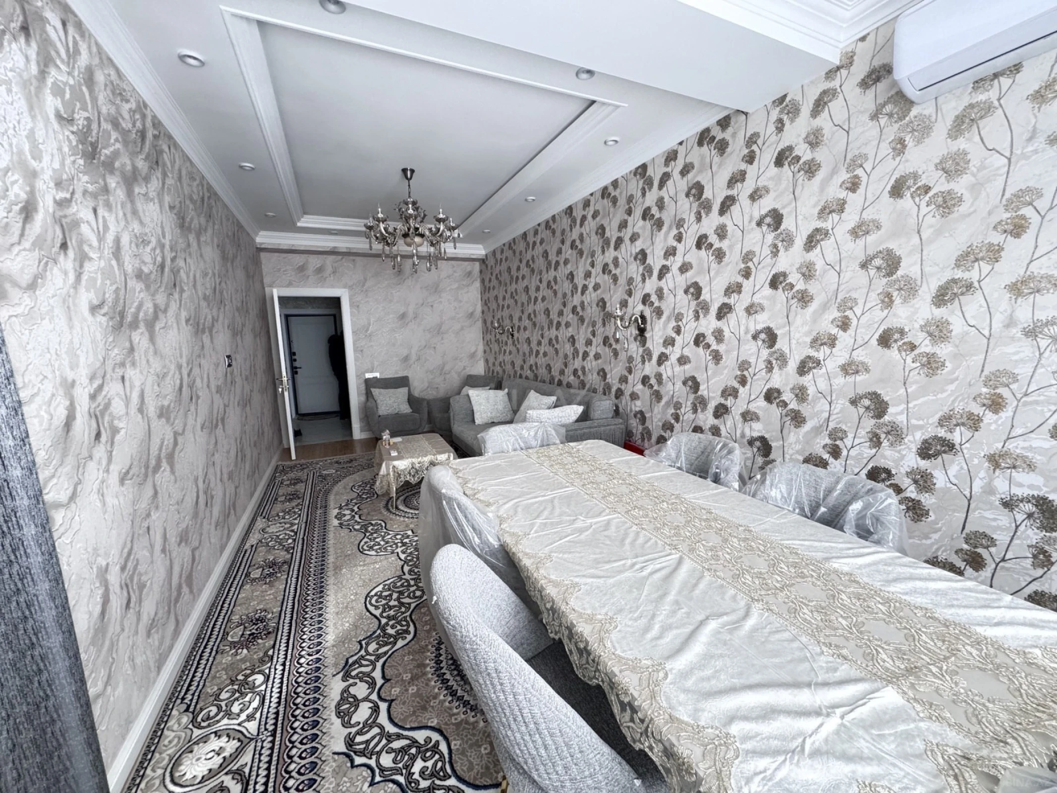 Kirayə verilir 2 otaqlı mənzil 60 m²