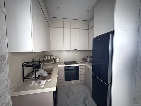 Kirayə verilir 2 otaqlı mənzil 60 m²
