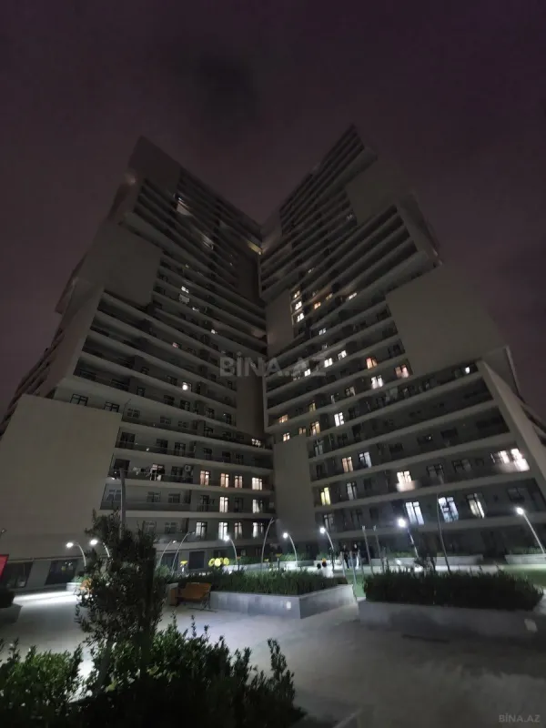 Kirayə verilir 2 otaqlı mənzil 107 m²