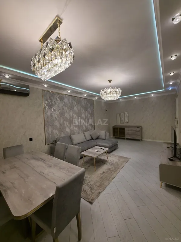 Kirayə verilir 2 otaqlı mənzil 107 m²