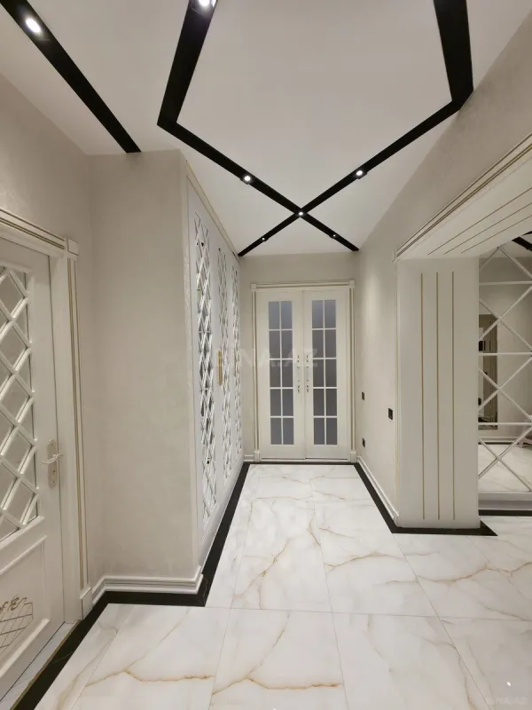 Kirayə verilir 2 otaqlı mənzil 107 m²