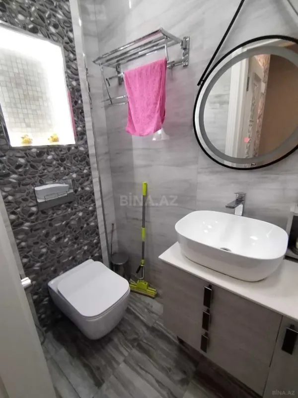 Satılır 2 otaqlı mənzil 74 m²