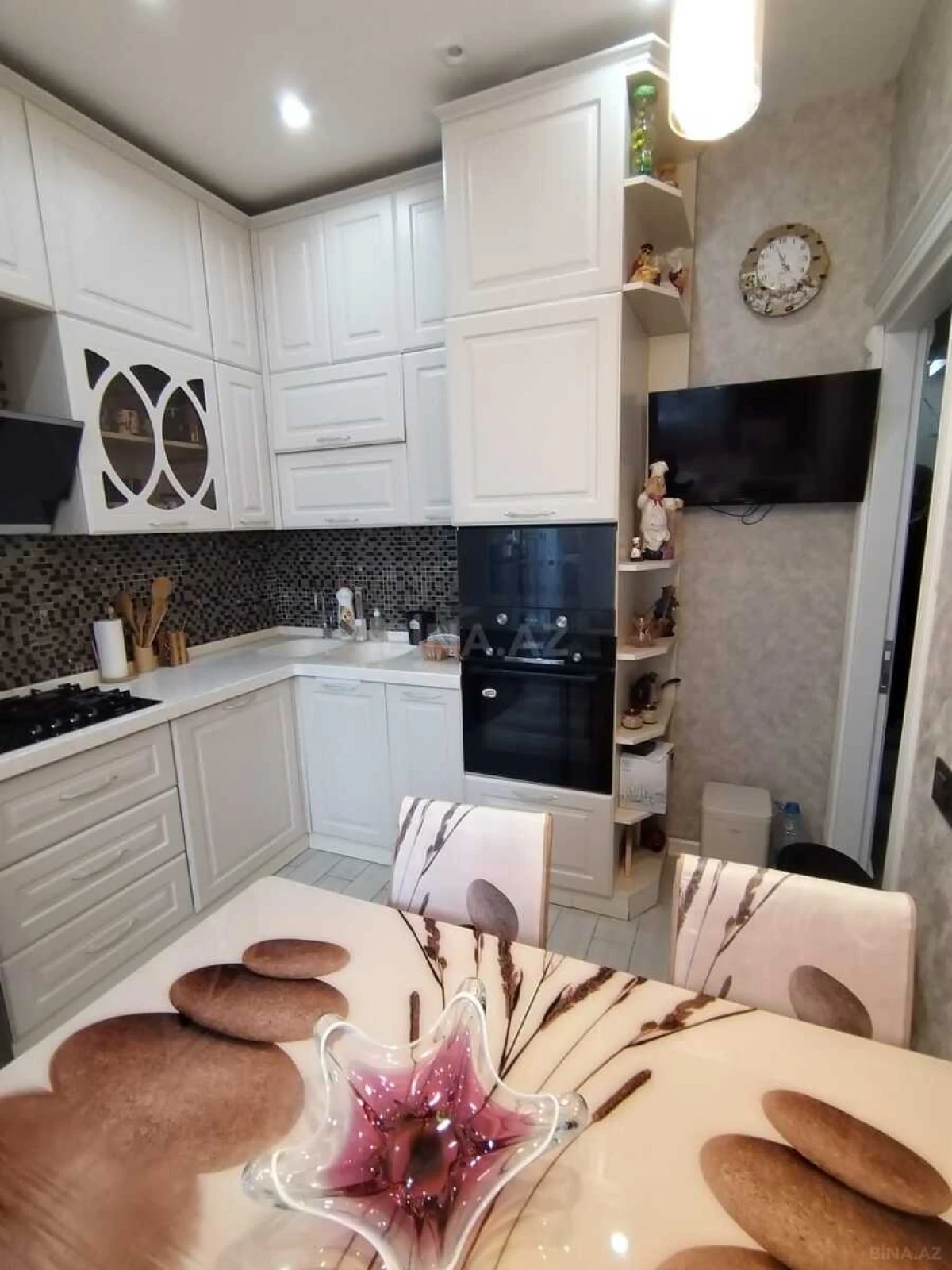 Satılır 2 otaqlı mənzil 74 m²