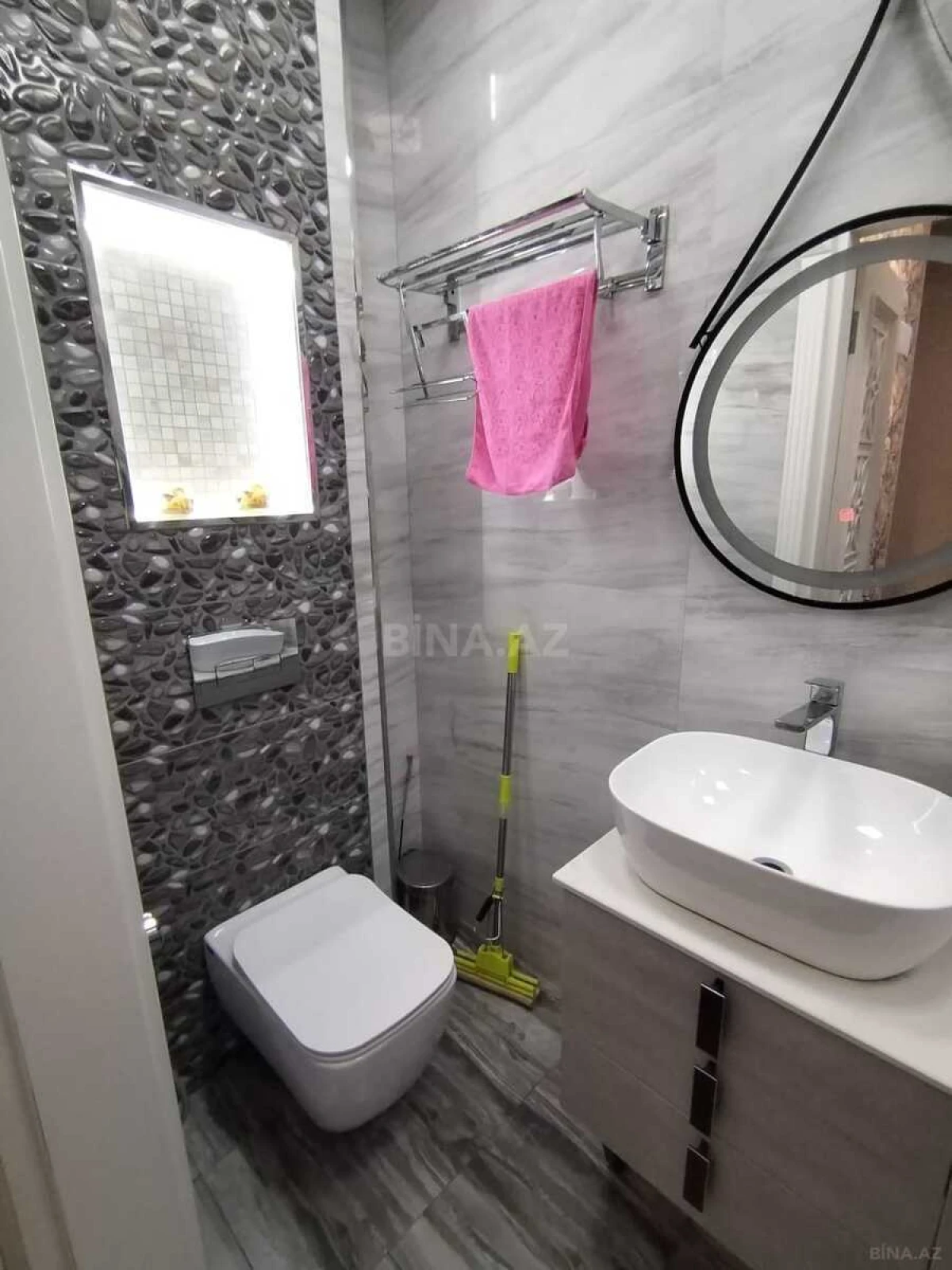 Satılır 2 otaqlı mənzil 74 m²