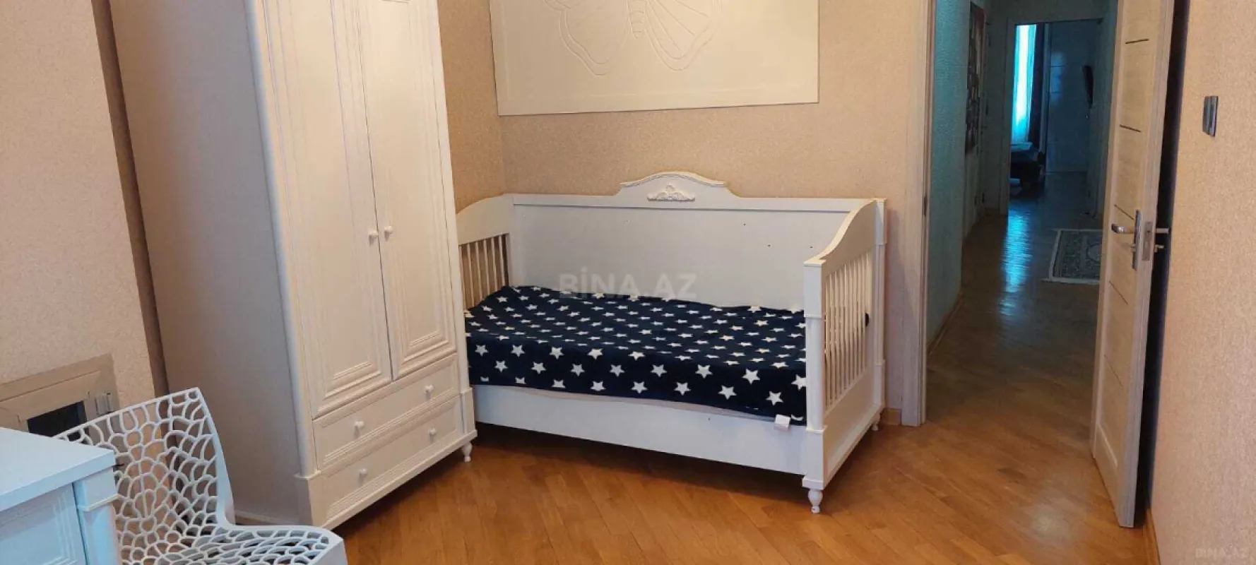 Satılır 3 otaqlı mənzil 101 m²