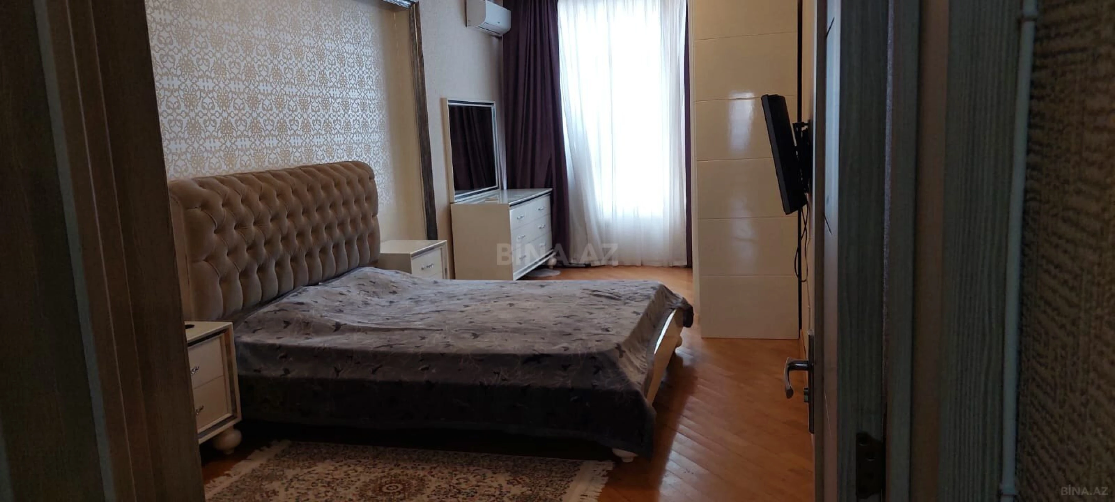 Satılır 3 otaqlı mənzil 101 m²