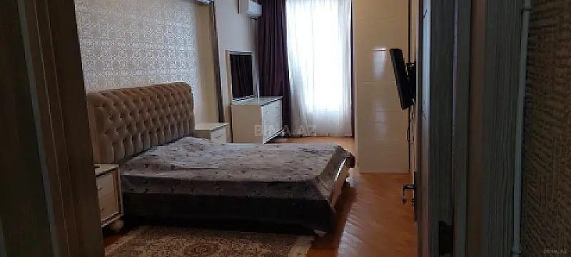Satılır 3 otaqlı mənzil 101 m²