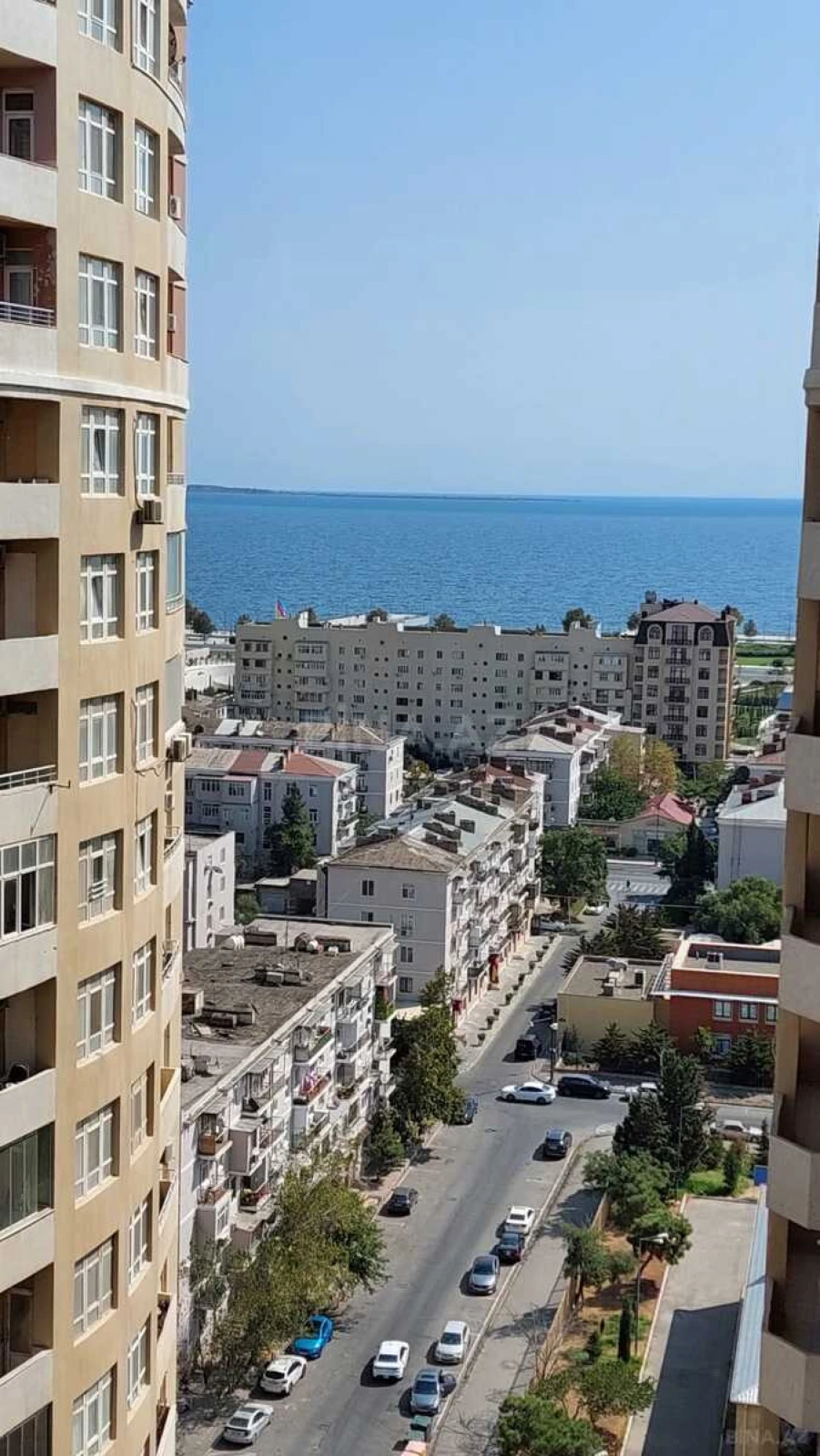 Satılır 3 otaqlı mənzil 101 m²
