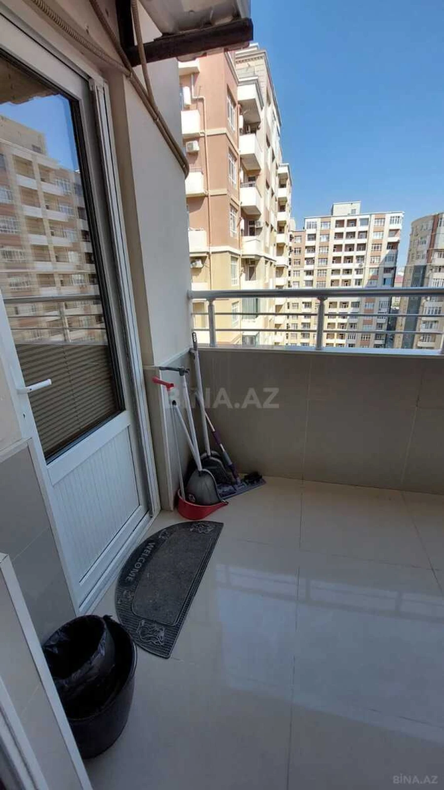 Satılır 3 otaqlı mənzil 101 m²